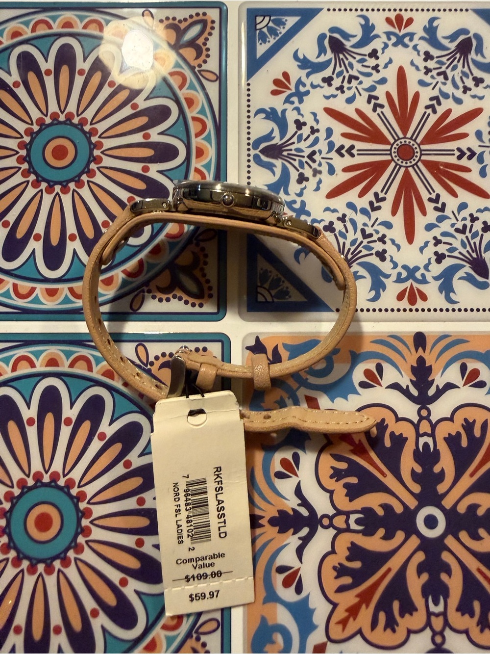 Wristwatch - Picture 2 of 2